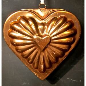 2010.  Vintage Copper Toned Heart Shaped Jello Mold with Hanger